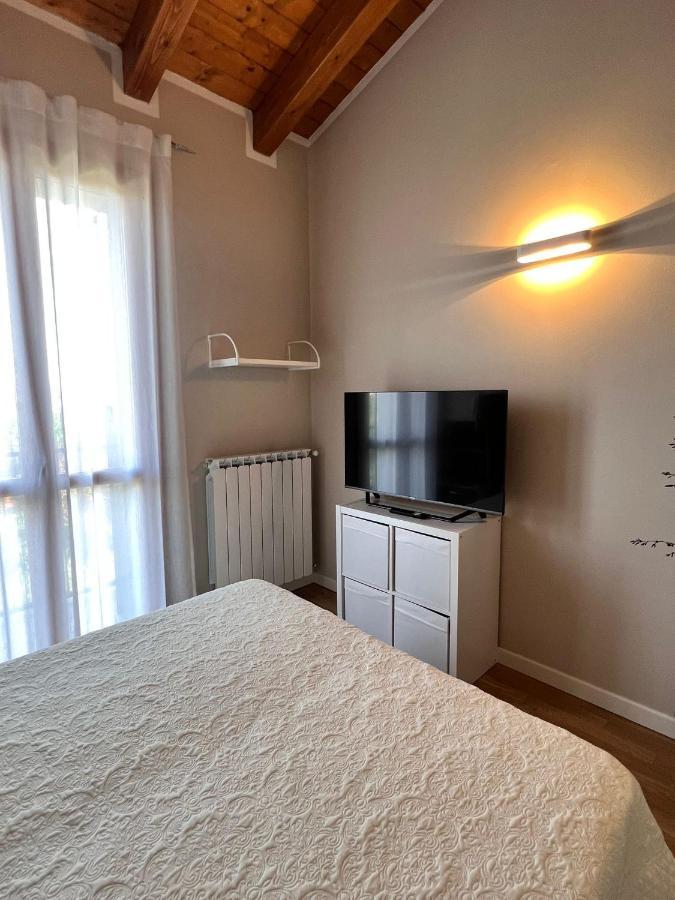 Appartamento Corina Sirmione Exterior foto